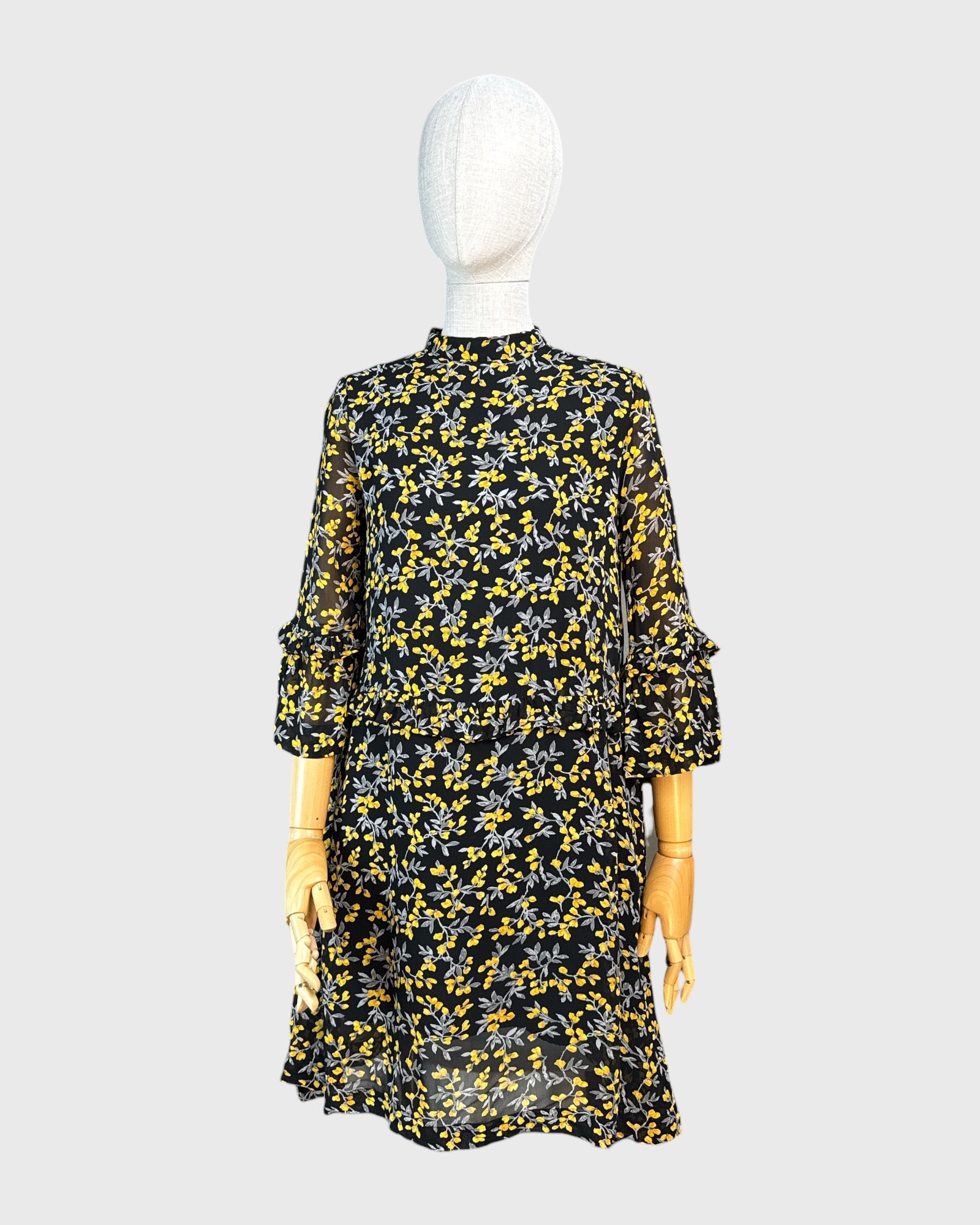 Robe citrons Ganni , S